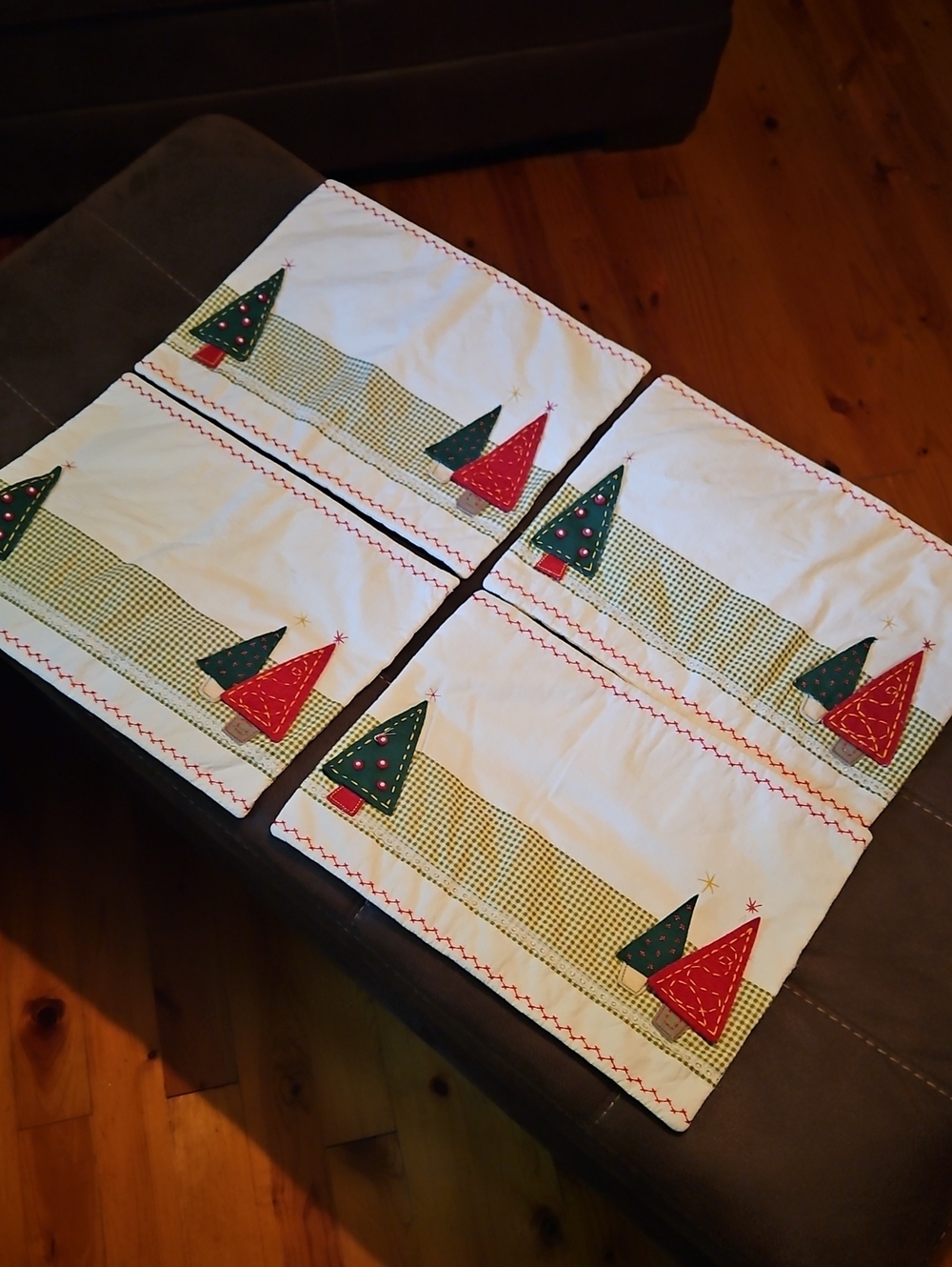 Holiday Tree Placemat Set - Felt Red & Green Christmas Design